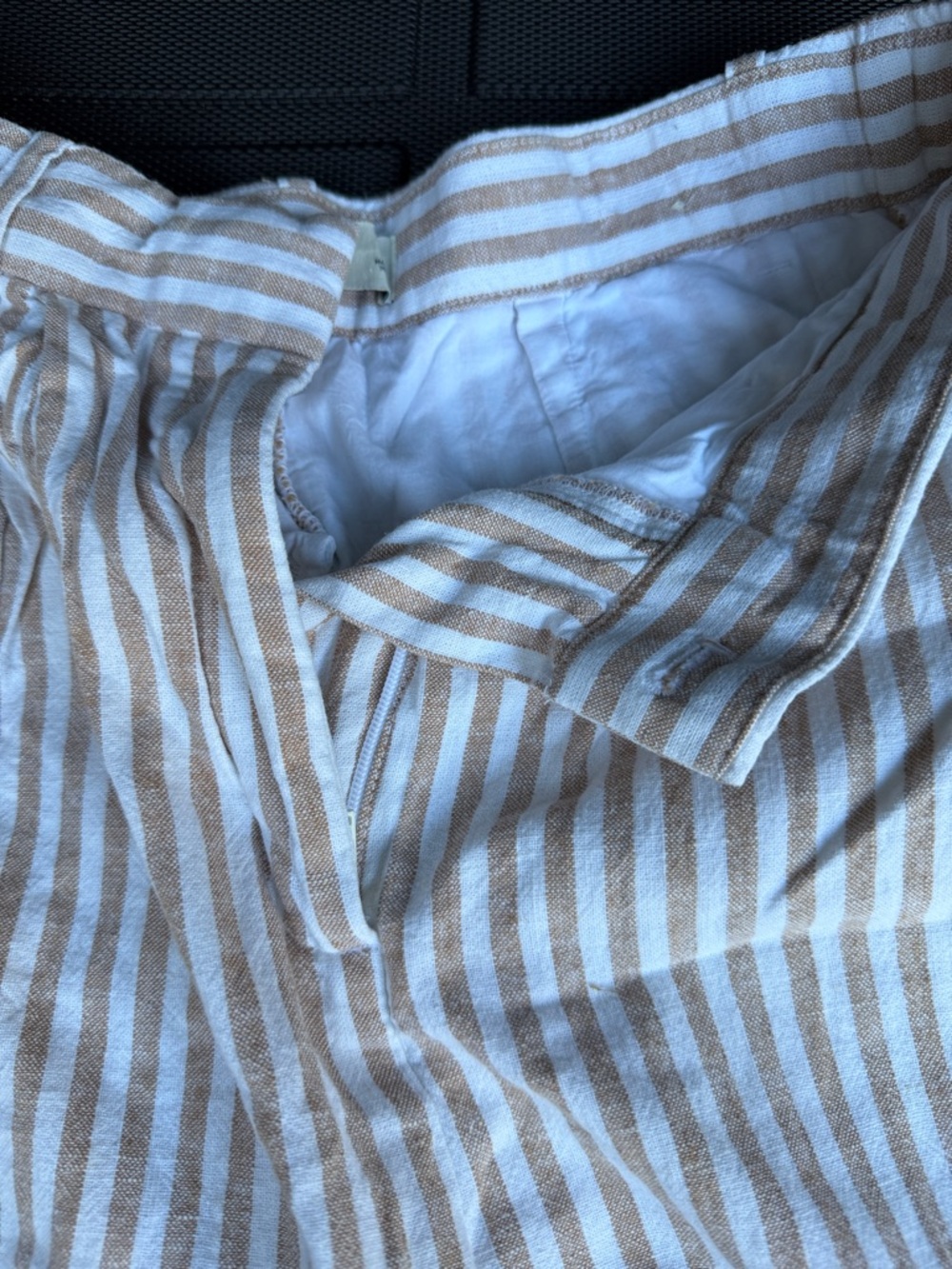 Abercrombie & Fitch Beige and White Striped Wide Leg Pants - Picture 3 of 6